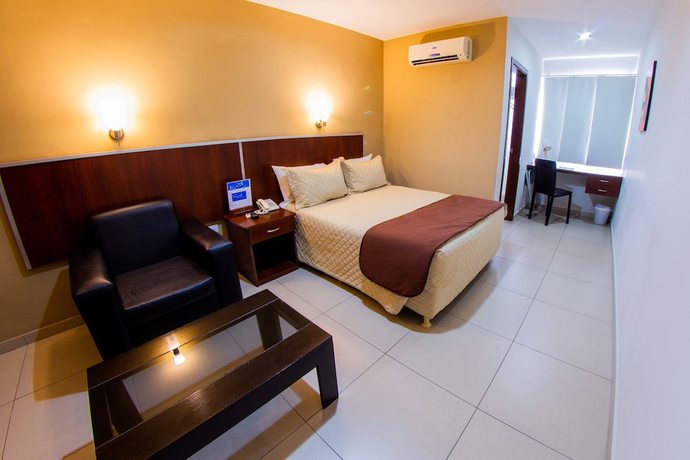 Imagen de la habitación del Hotel Torre Ejecutivo. Foto 6