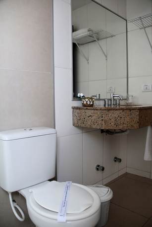 Imagen de la habitación del Hotel Torre Ejecutivo. Foto 8