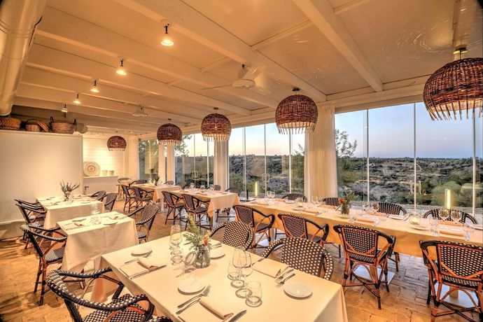 Imagen del bar/restaurante del Hotel Torre Fiore Masseria. Foto 5