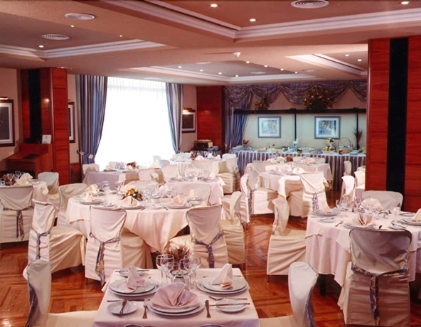 Imagen de los interiores del Hotel Torre Hogar. Foto 16