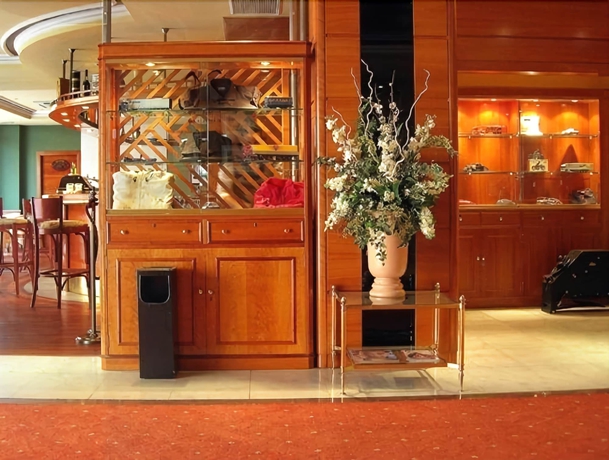 Imagen de los interiores del Hotel Torre Hogar. Foto 17