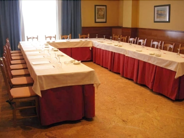 Imagen de los interiores del Hotel Torre Hogar. Foto 19