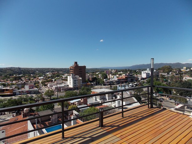 Imagen general del Hotel Torre Jardin. Foto 3