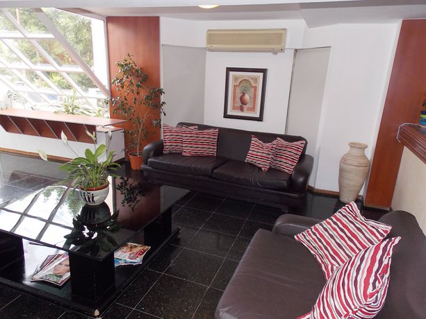 Imagen general del Hotel Torre Jardin. Foto 11