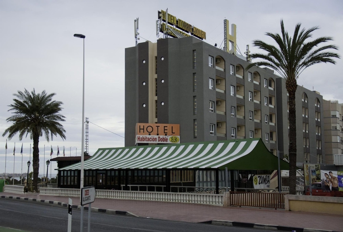 Imagen de los exteriores del Hotel Torre Joven. Foto 20