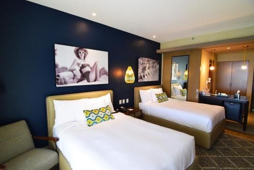 Imagen de la habitación del Hotel Torre Lucerna Ensenada. Foto 9