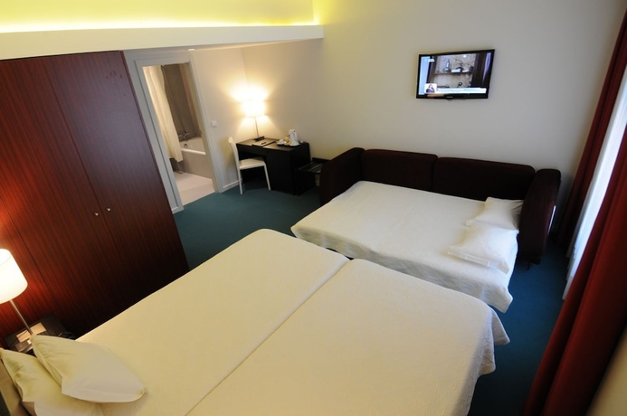 Imagen de la habitación del Hotel Torre Mar, Povoa de Varzim. Foto 14