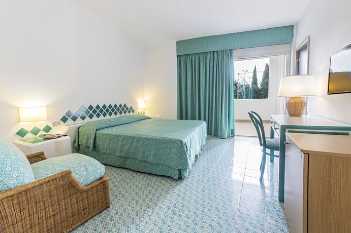 Imagen de la habitación del Hotel Torre Oliva. Foto 6