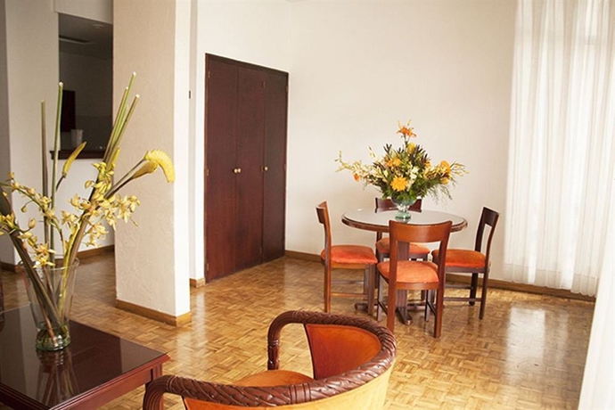Imagen de los interiores del Hotel Torre Poblado & Aparta Suites. Foto 16
