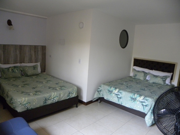 Imagen de la habitación del Hotel Torre Primavera Laureles. Foto 8