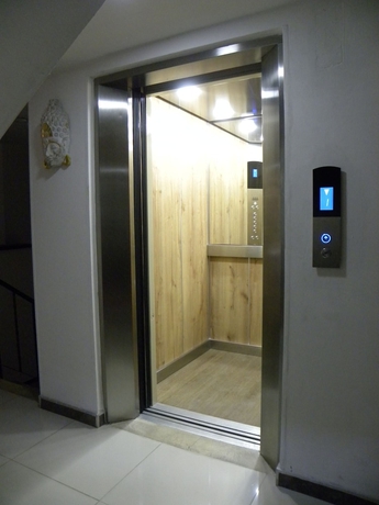 Imagen de los interiores del Hotel Torre Primavera Laureles. Foto 19