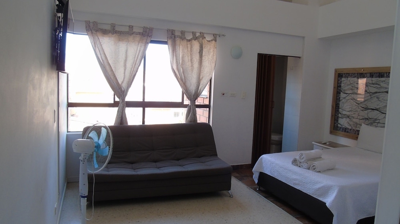 Imagen de la habitación del Hotel Torre Primavera Laureles. Foto 16