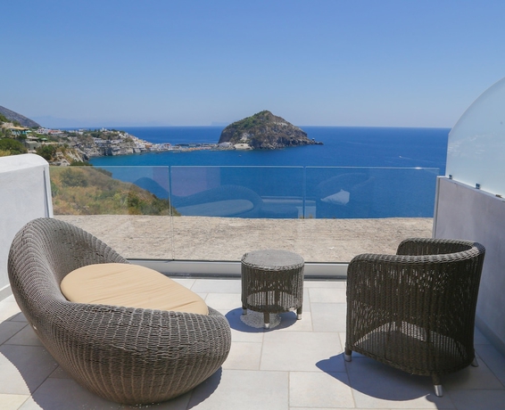 Imagen de la habitación del Hotel Torre Sant'angelo. Foto 5