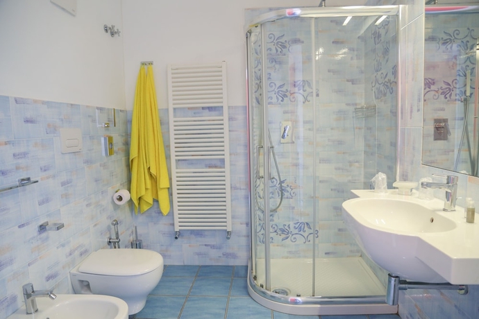 Imagen de la habitación del Hotel Torre Sant'angelo. Foto 15