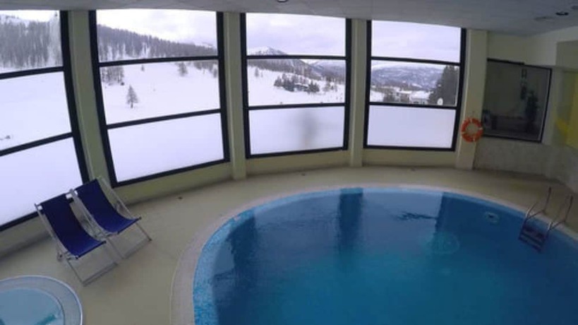 Imagen de la piscina del Hotel Torre, Sestriere. Foto 13
