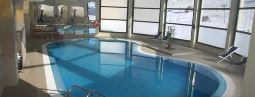 Imagen de la piscina del Hotel Torre, Sestriere. Foto 16