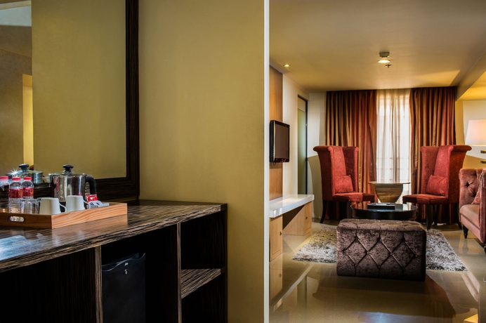 Imagen de los interiores del Hotel Torre Venezia Suites. Foto 15
