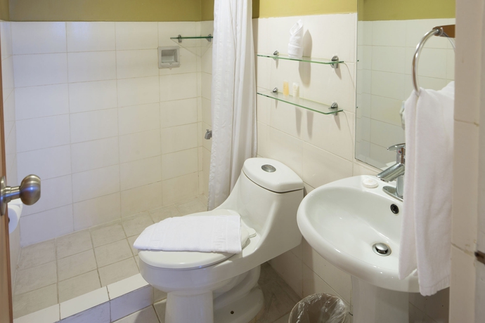 Imagen de la habitación del Hotel Torre Venezia Suites. Foto 6