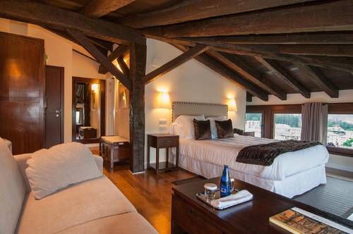 Imagen de la habitación del Hotel Torre Zumeltzegi. Foto 4