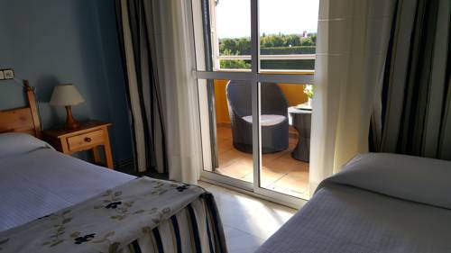 Imagen de la habitación del Hotel Torre de los Guzmanes. Foto 4