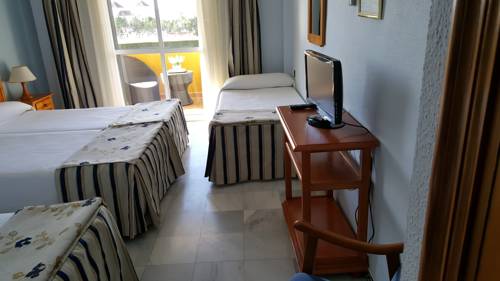 Imagen de la habitación del Hotel Torre de los Guzmanes. Foto 6