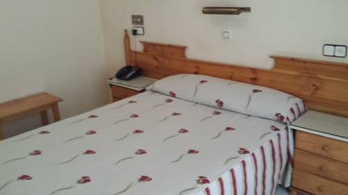 Imagen de la habitación del Hotel Torre de los Guzmanes. Foto 16