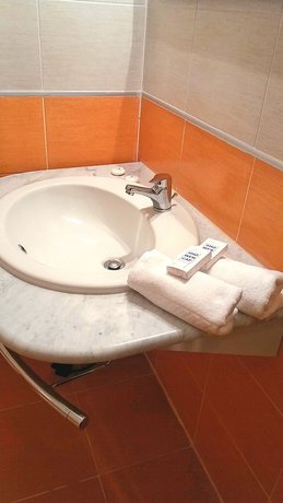 Imagen de la habitación del Hotel Torre del Duca. Foto 10