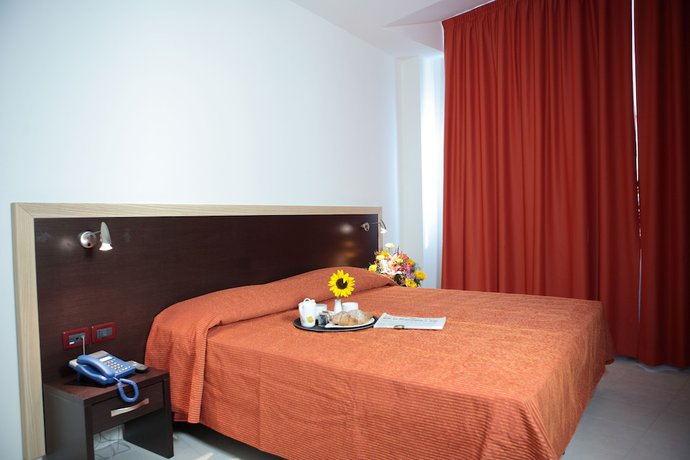 Imagen de la habitación del Hotel Torre del Duca. Foto 11