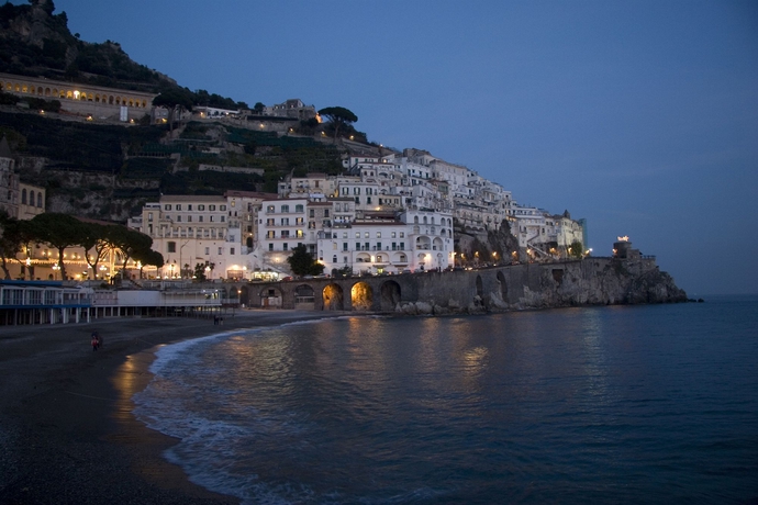 Imagen de los exteriores del Hotel Torre di Milo. Foto 5