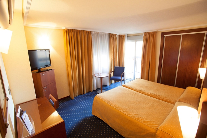 Imagen de la habitación del Hotel Torreluz Centro. Foto 11