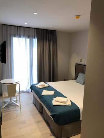 Imagen de la habitación del Hotel Torrent. Foto 4