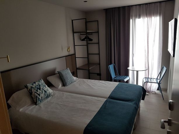 Imagen de la habitación del Hotel Torrent. Foto 7