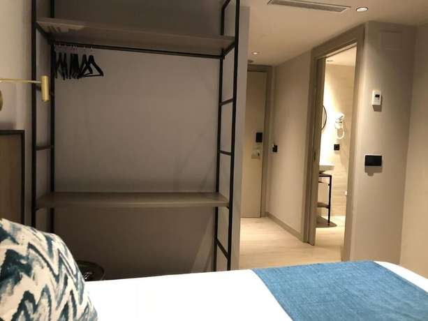 Imagen de la habitación del Hotel Torrent. Foto 8