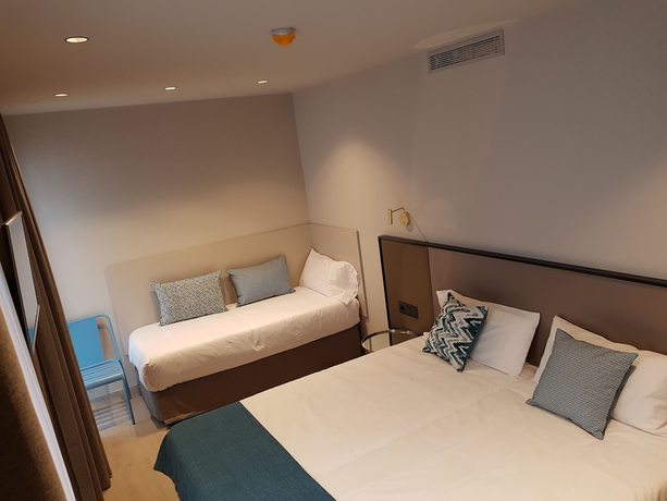 Imagen de la habitación del Hotel Torrent. Foto 15