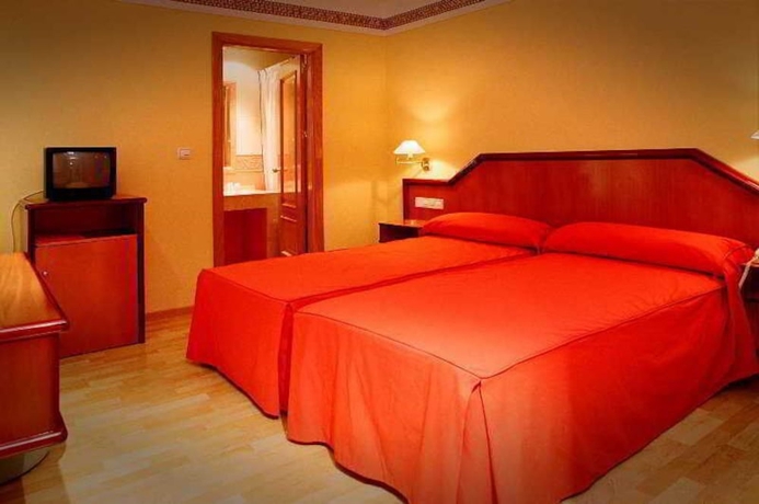 Imagen de la habitación del Hotel Torrepalma. Foto 6