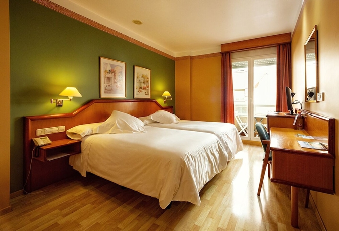 Imagen de la habitación del Hotel Torrepalma. Foto 10