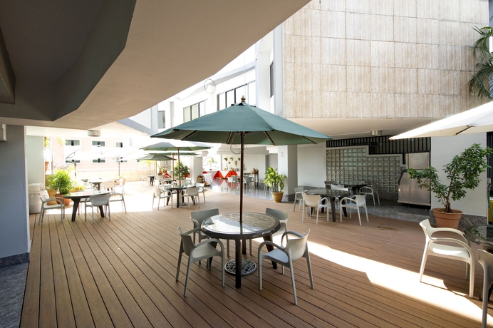 Imagen de los exteriores del Hotel Torres De Alba and Suites. Foto 8