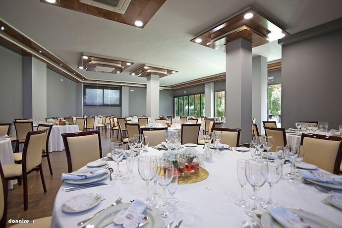 Imagen del bar/restaurante del Hotel Torres I. Foto 3