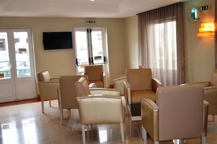 Imagen de los interiores del Hotel Torres Novas. Foto 8