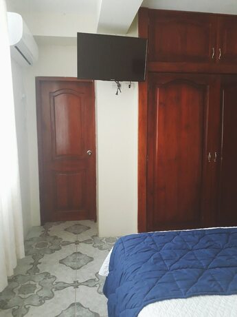 Imagen de la habitación del Hotel Torres del Norte. Foto 18
