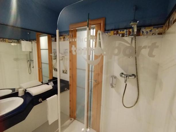 Imagen de la habitación del Hotel Torresport. Foto 11