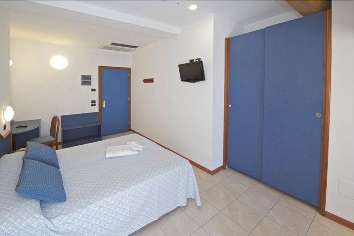 Imagen de la habitación del Hotel Torretta, Cattolica. Foto 7