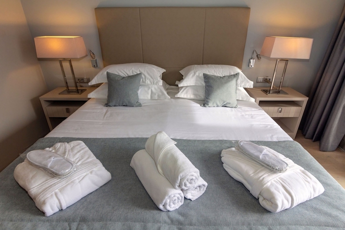 Imagen de la habitación del Hotel Torretta Palace. Foto 4