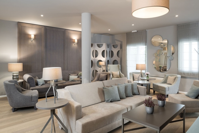 Imagen de los interiores del Hotel Torretta Palace. Foto 18