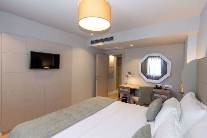 Imagen de la habitación del Hotel Torretta Palace. Foto 14