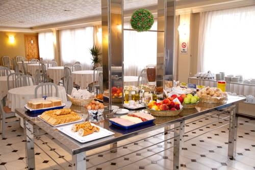 Imagen general del Hotel Tortosa Parc. Foto 10