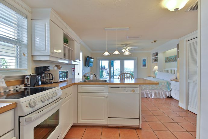Imagen de la habitación del Hotel Tortuga Inn Beach Resort. Foto 12
