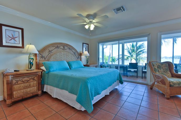 Imagen de la habitación del Hotel Tortuga Inn Beach Resort. Foto 13