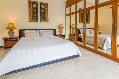 Imagen de la habitación del Hotel Tortuga Villas Pattaya. Foto 16