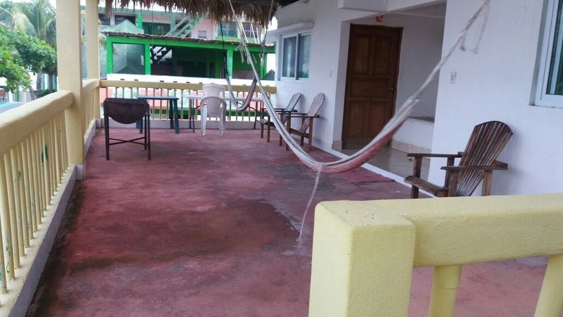 Imagen general del Hotel Tortugas Place Y Bungalos. Foto 5